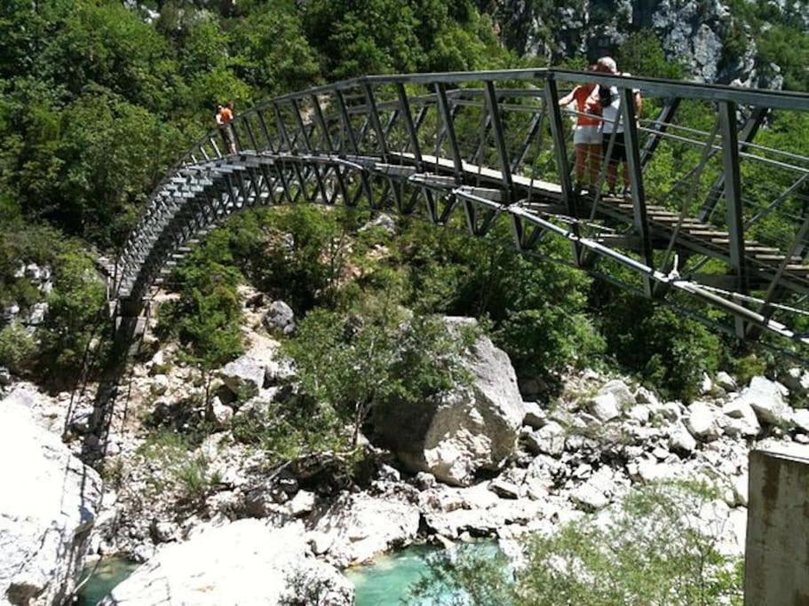 Mazet 55 Gorges Du Verdon Saint-Martin-de-Brômes Exterior foto